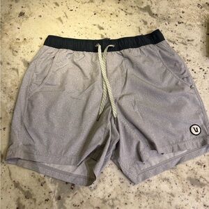 Vuori Kore Short 5in Size Small